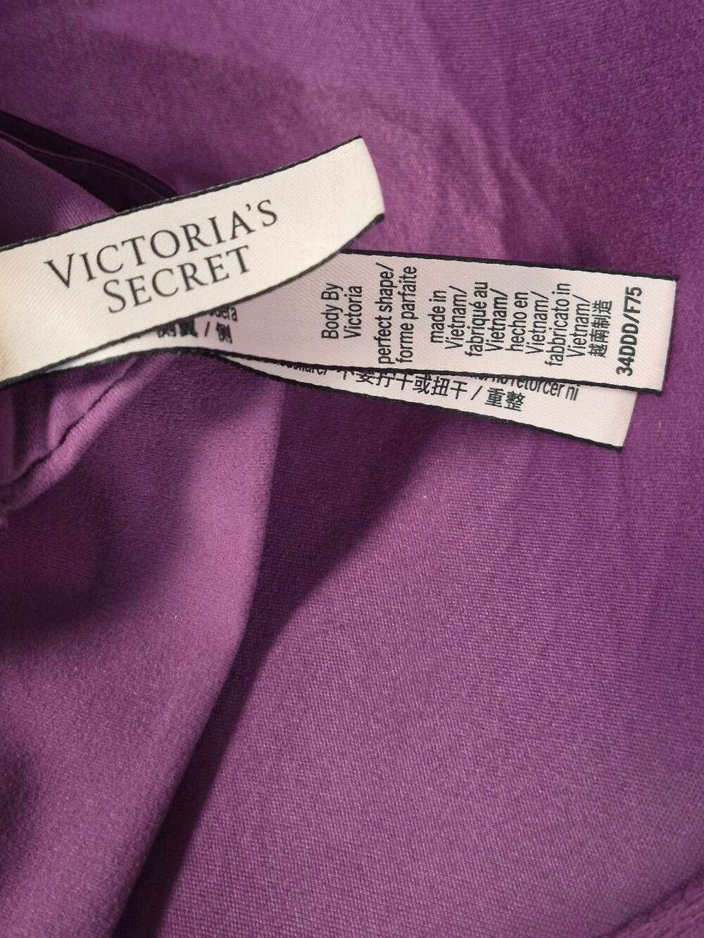 Victoria's secret bra 34DDD - Picture 9 of 9